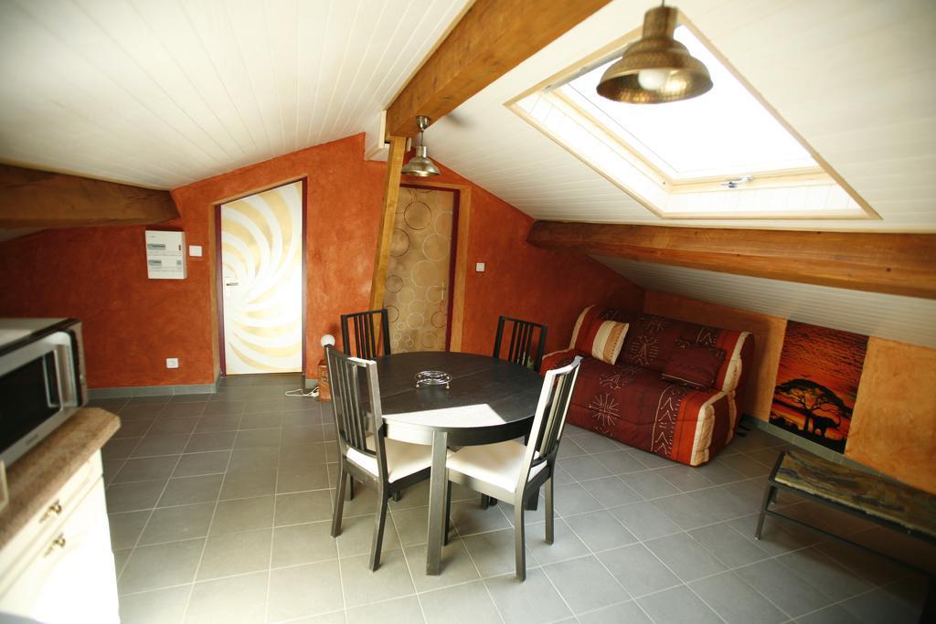 Chambres D'Hotes La Maison Blanche Lorp-Sentaraille Номер фото